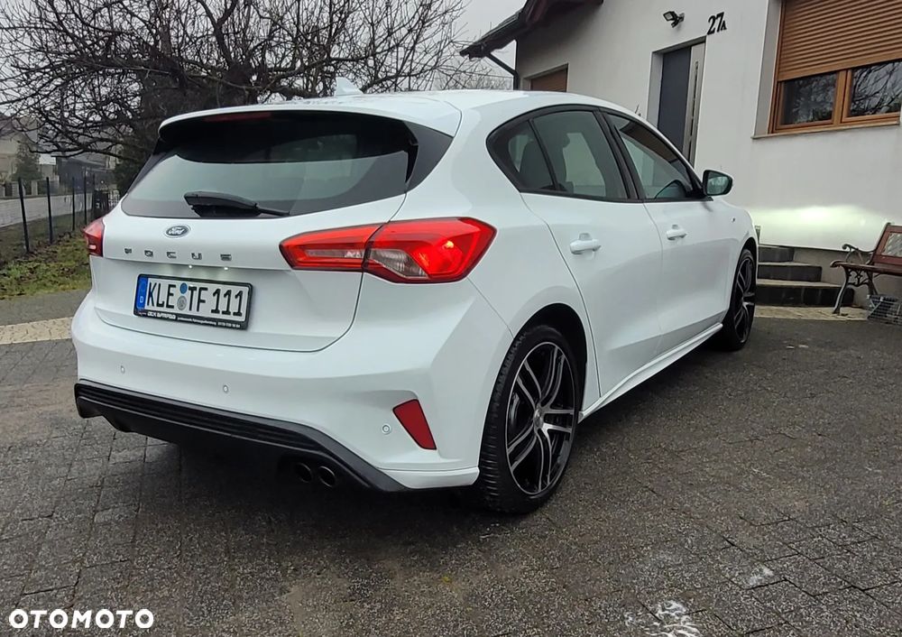 Ford Focus 1.5 EcoBlue Start-Stopp-System ST-LINE - 4