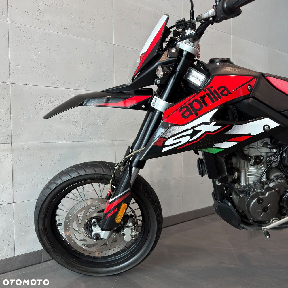Aprilia SX - 17