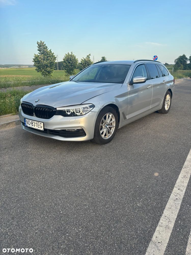 BMW Seria 5 530d xDrive - 5