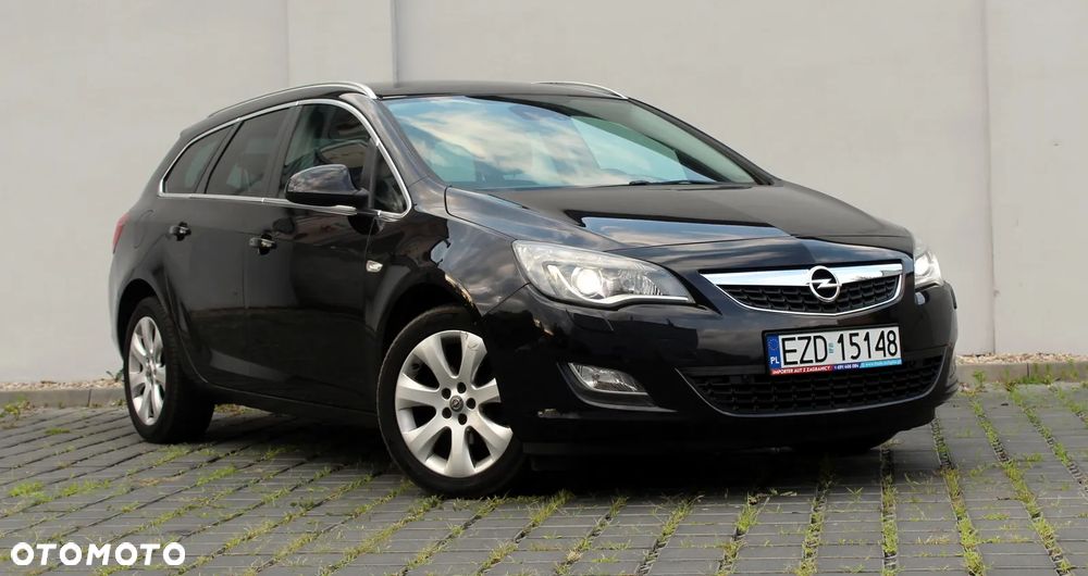 Opel Astra 1.4 Turbo Exklusiv - 4