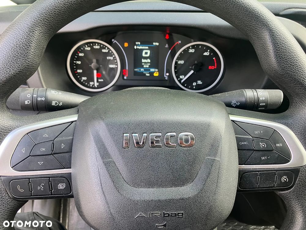 Iveco Daily 3.0 35C16 winda kontener - 3