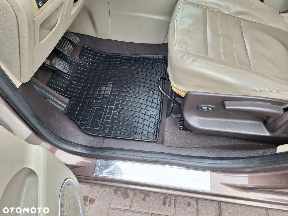 Renault Scenic dCi 160 Bose Edition - 12