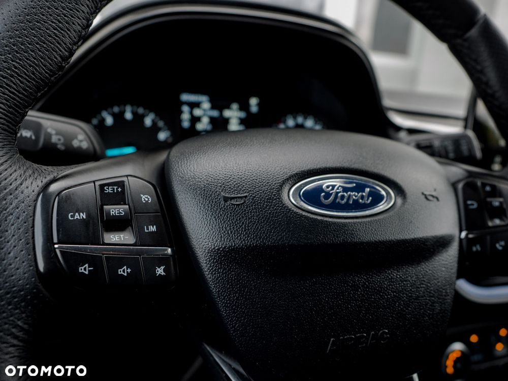 Ford Fiesta - 17