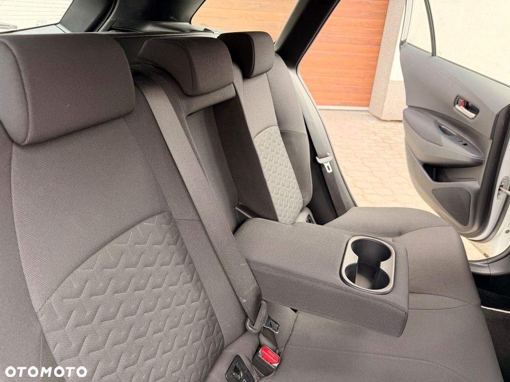 Toyota Corolla 1.8 Hybrid Comfort - 26