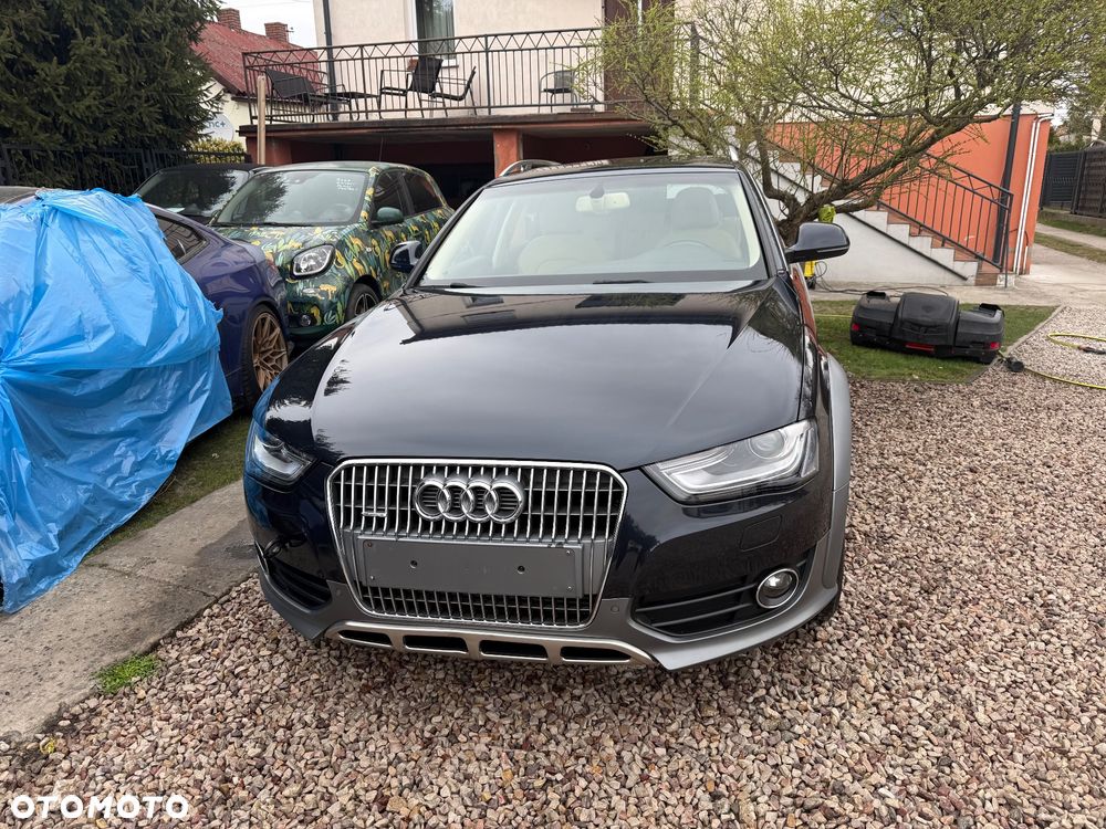 Audi A4 Allroad - 2