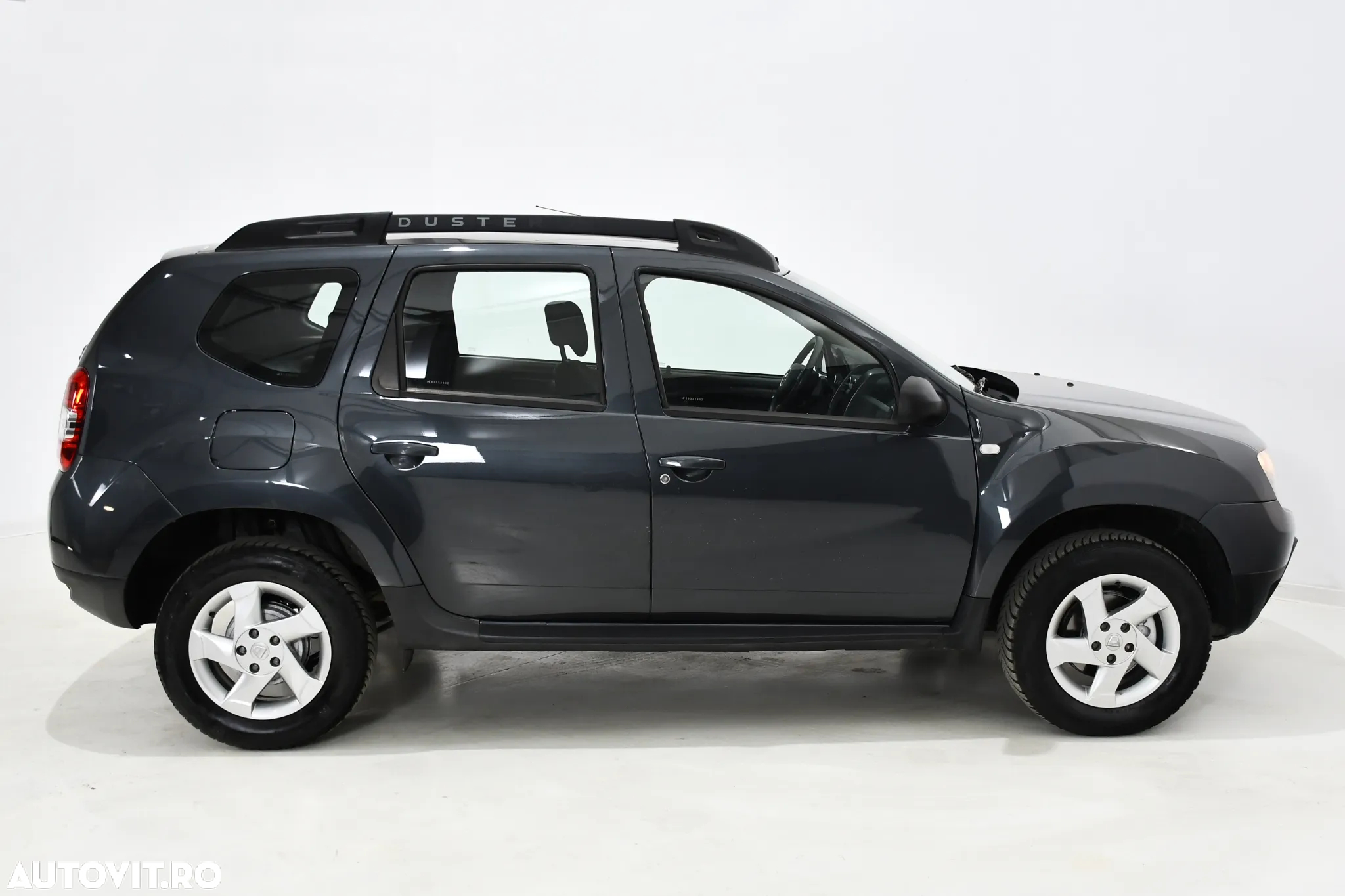 Dacia Duster dCi 110 FAP 4x4 Laureate - 4