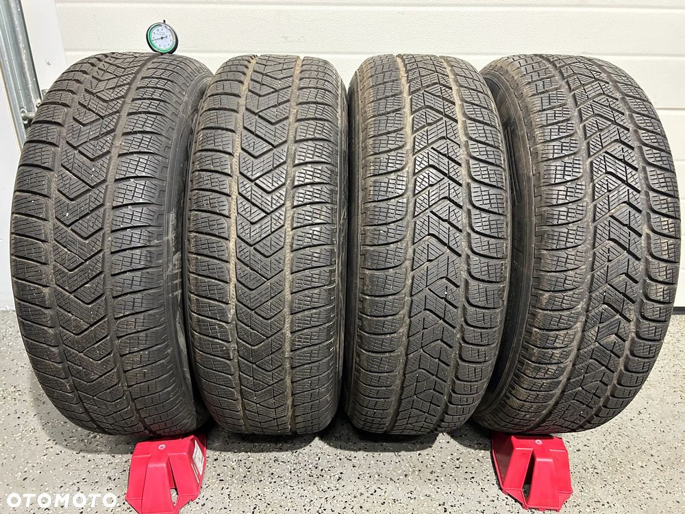 Oryginalne koła zimowe FELGI 17 VW Tiguan II Tayron Kodiaq Q3 Tarraco Pirelli 215/65R17 2021r. 7,5mm jak NOWE - 16