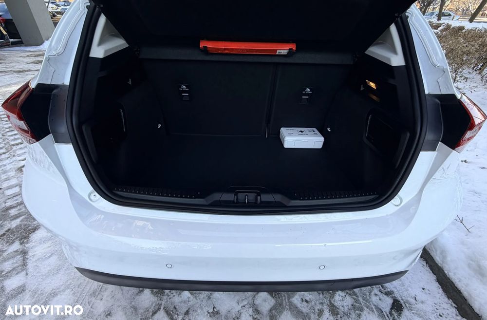 Ford Focus 1.0 EcoBoost Titanium - 11