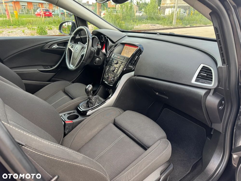 Opel Astra 1.4 Turbo Exklusiv - 20