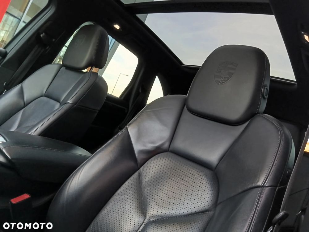Porsche Cayenne Diesel Platinum Edition - 14