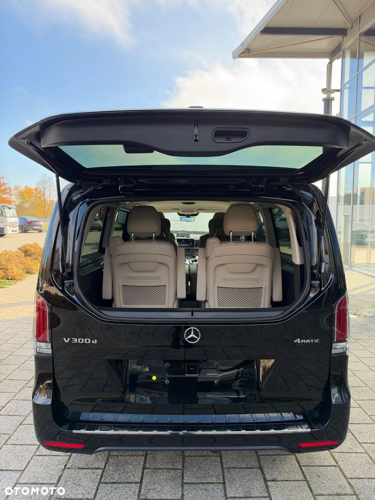 Mercedes-Benz Klasa V 300 d 4-Matic 9G-Tronic Exclusive (długi) - 33