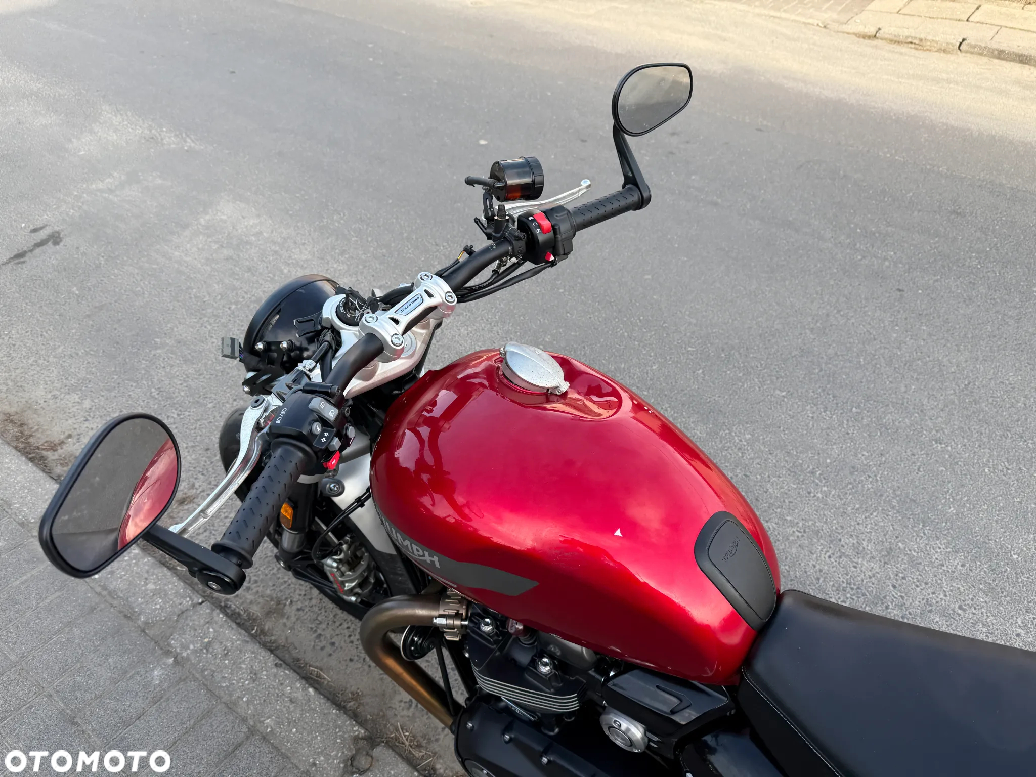 Triumph Speed Twin - 32