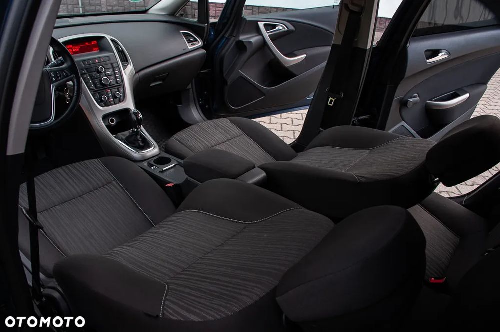 Opel Astra 1.4 ecoFLEX - 30