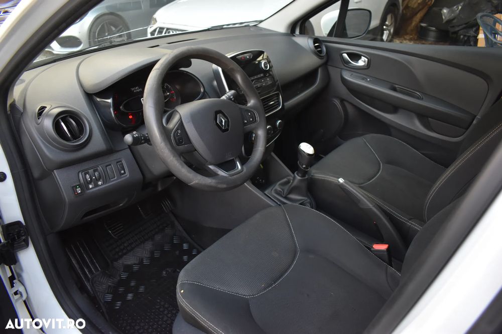 Renault Clio (Energy) TCe 90 Start & Stop INTENS - 6