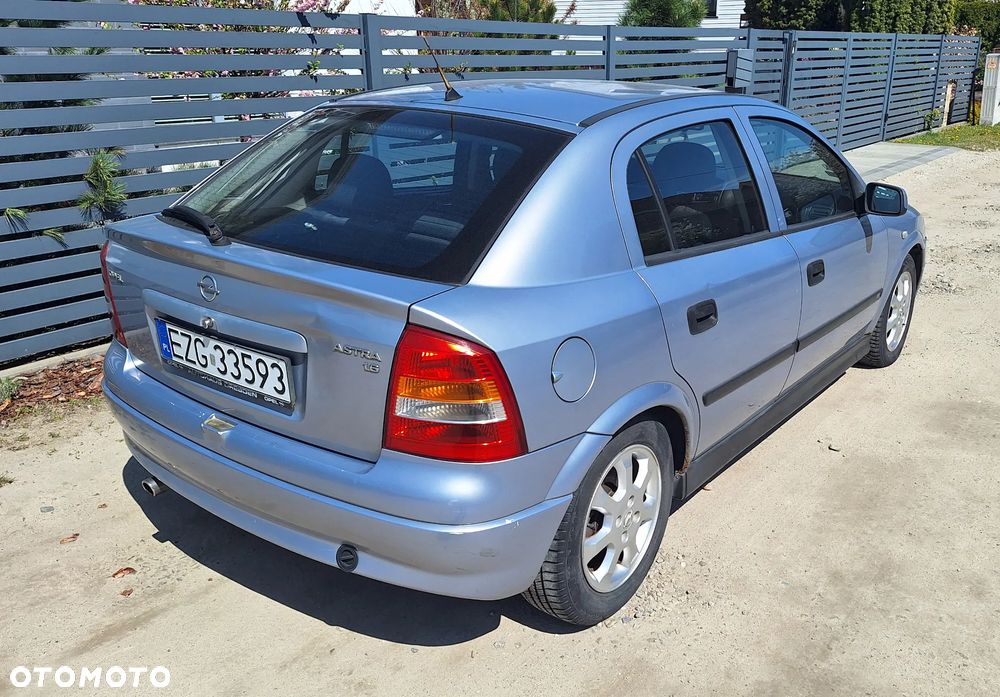 Opel Astra - 9