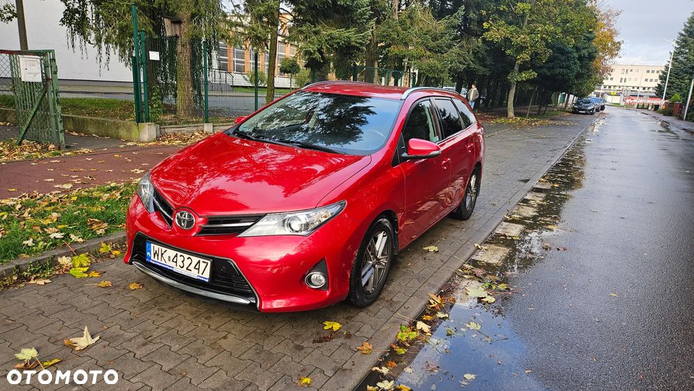 Toyota Auris 1.6 Premium MS - 14