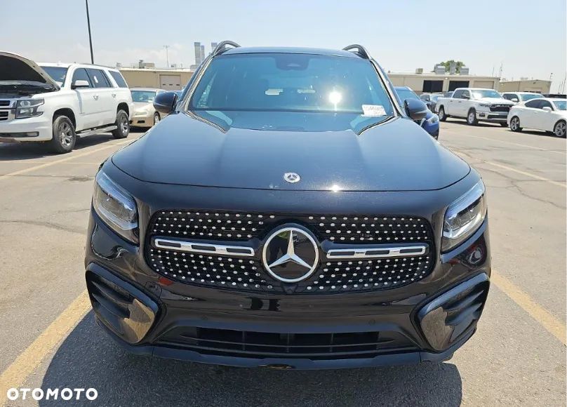 Mercedes-Benz GLB 250 4Matic 8G-DCT Edition AMG Line - 2