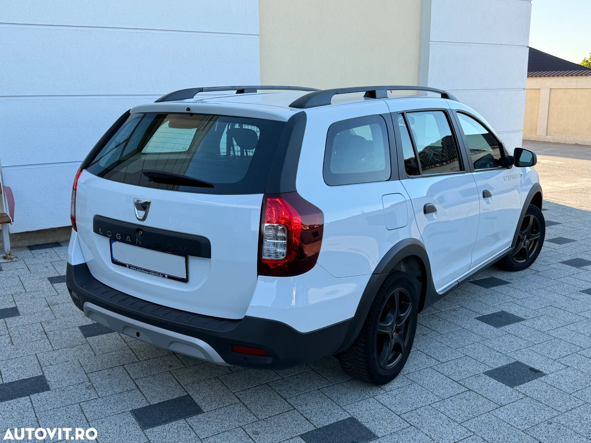 Dacia Logan Stepway TCe 100 GPL - 6