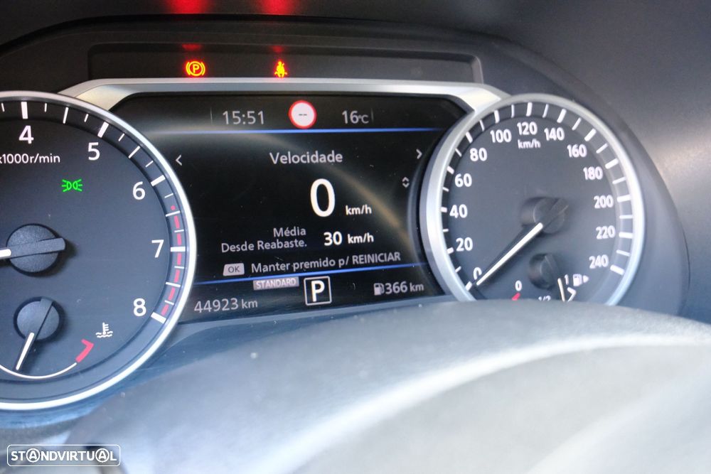 Nissan Juke 1.0 DIG-T N-Connecta NAV. DCT - 17