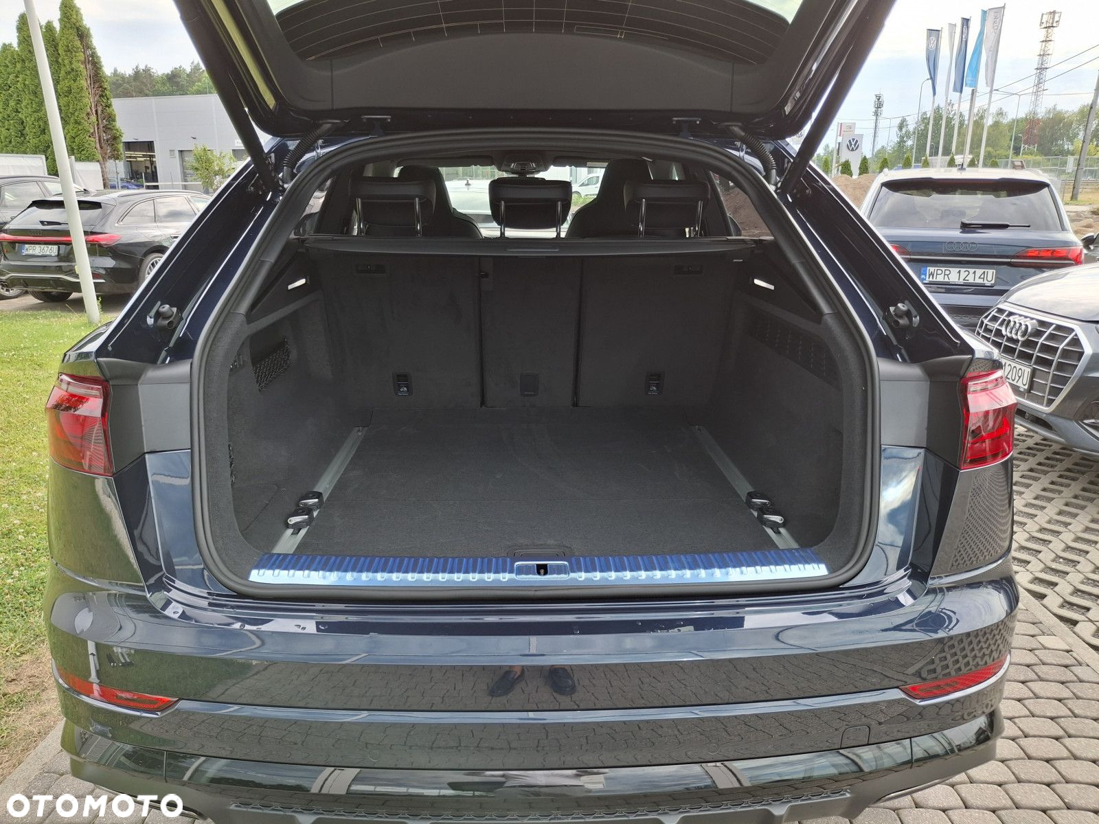 Audi Q8 - 8
