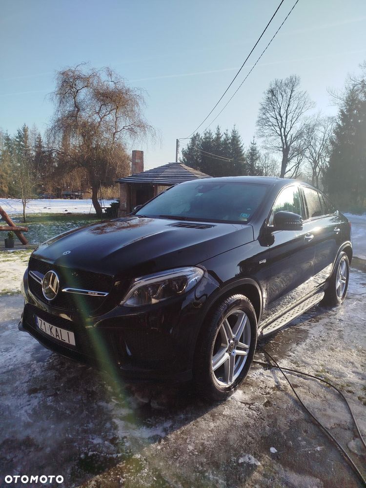 Mercedes-Benz GLE - 23