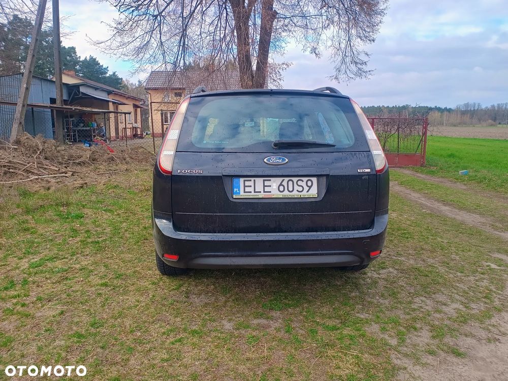 Ford Focus 1.8 TDCi Ambiente - 5