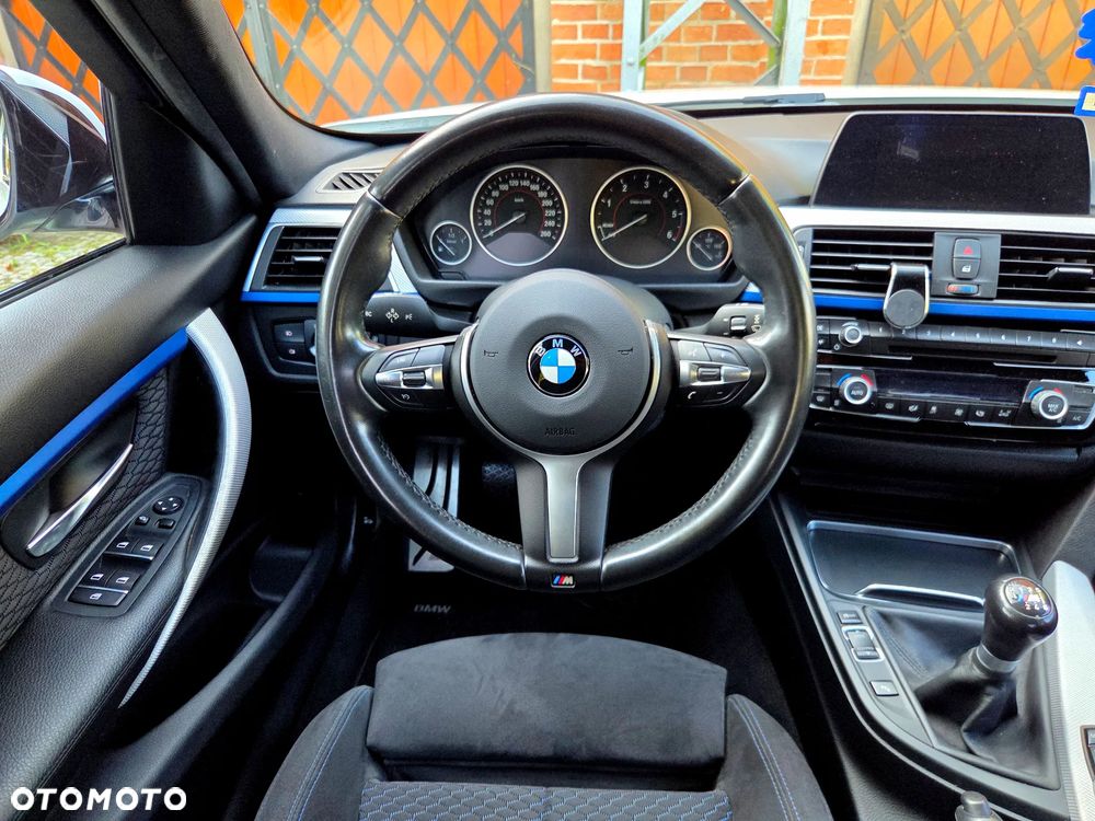 BMW Seria 3 320d M Sport Shadow - 17