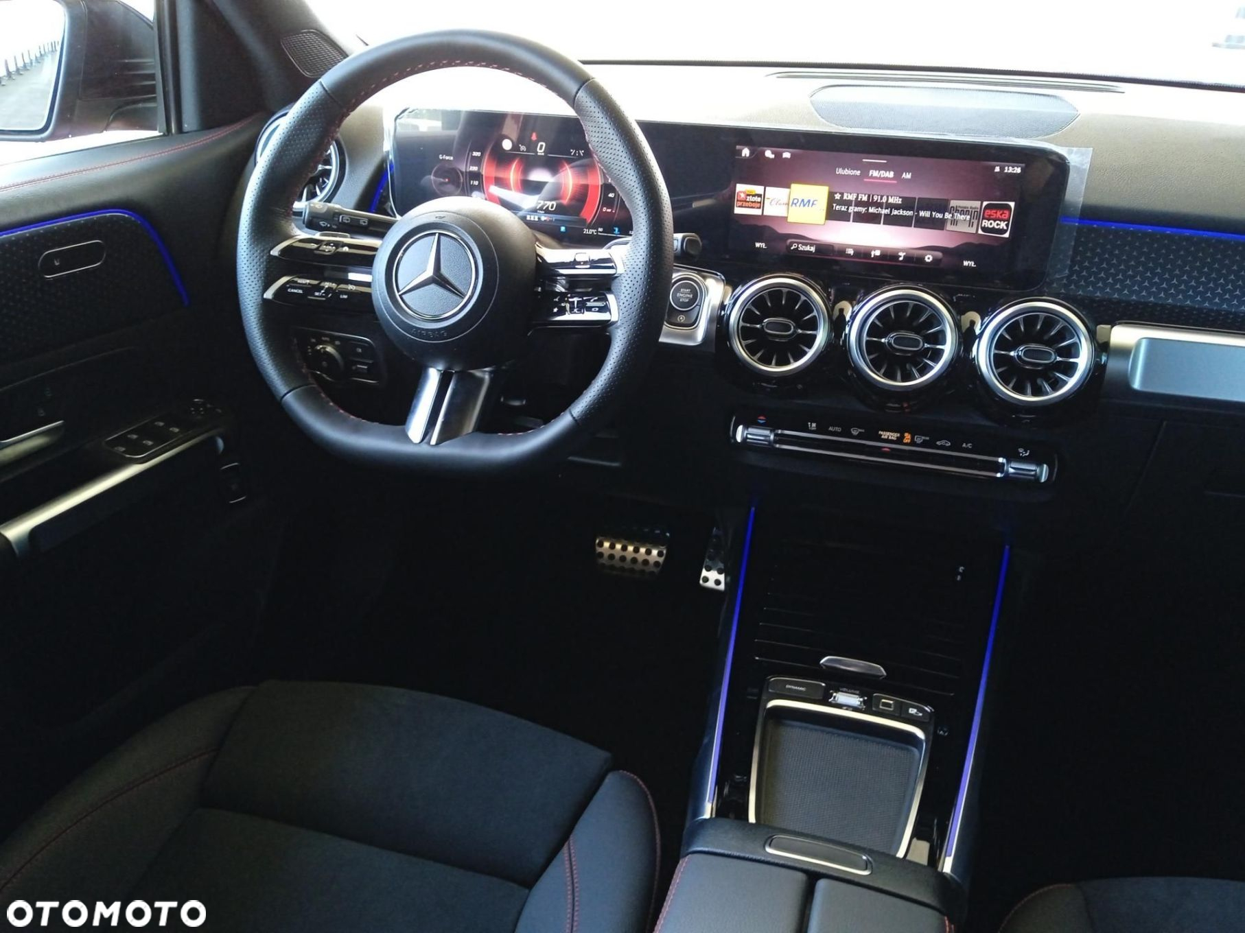 Mercedes-Benz GLB - 6