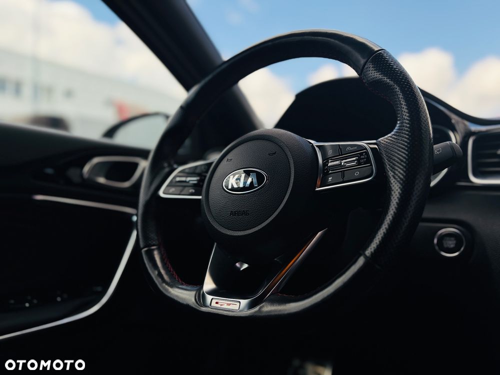Kia ProCeed 1.6 T-GDI GT DCT - 15