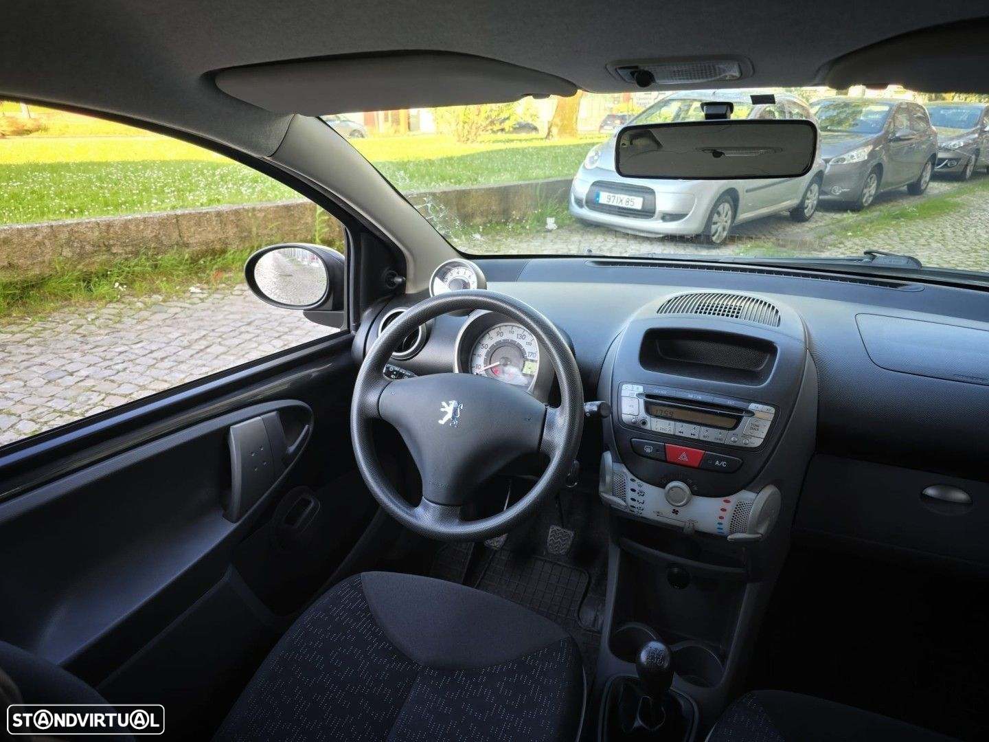 Peugeot 107 1.0 Style - 10
