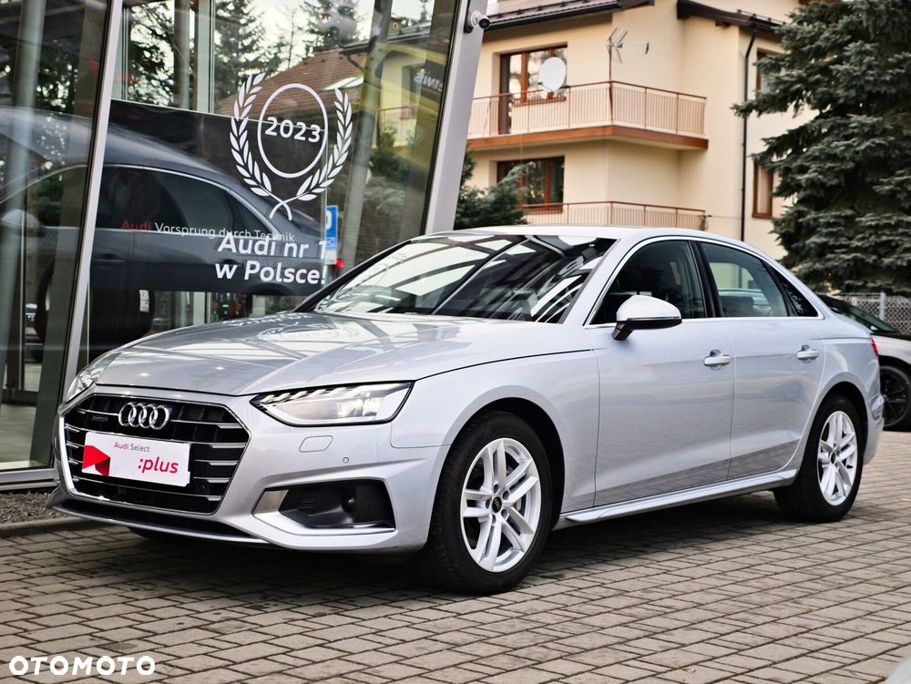 Audi A4 Limousine - 8