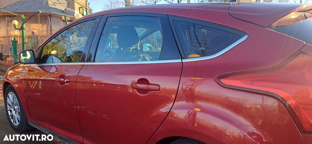 Ford Focus 1.6 TDCI DPF Titanium - 6