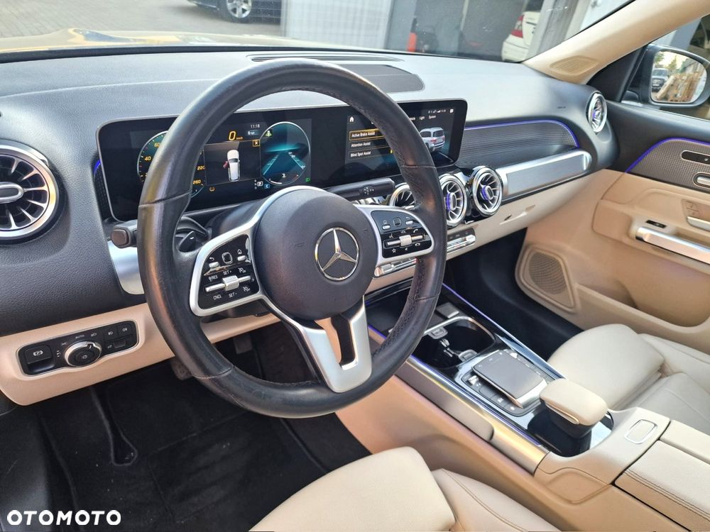 Mercedes-Benz GLB 250 4Matic 8G-DCT Progressive - 10