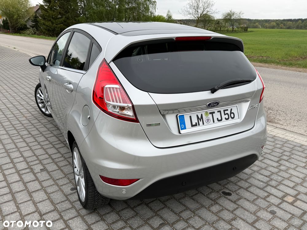 Ford Fiesta 1.0 EcoBoost S&S TITANIUM - 18