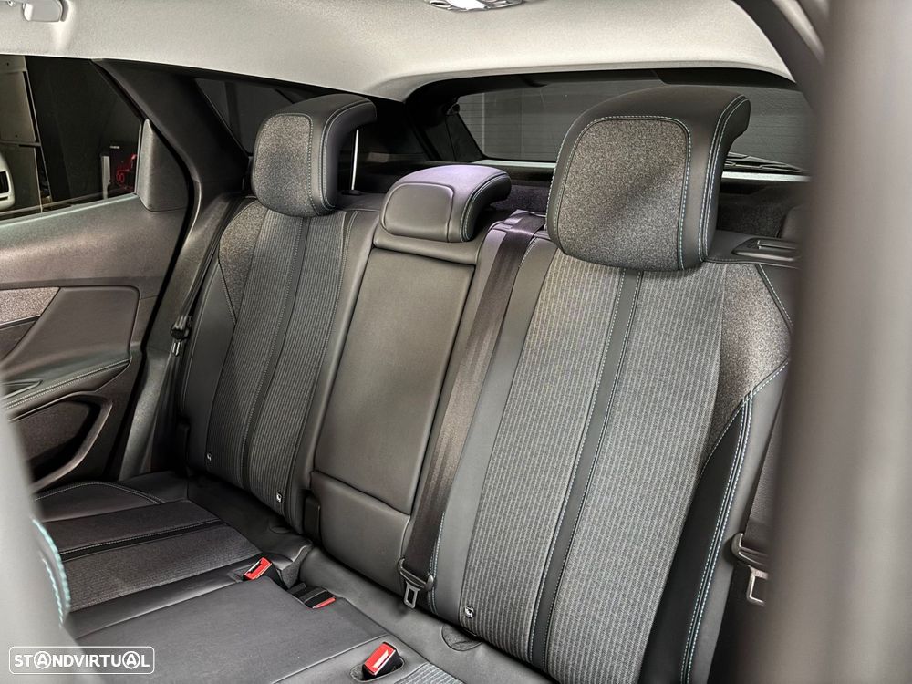 Peugeot 3008 1.5 BlueHDi Allure Pack - 21
