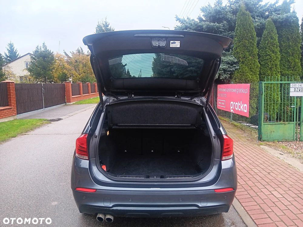 BMW X1 xDrive28i Sport Line - 11