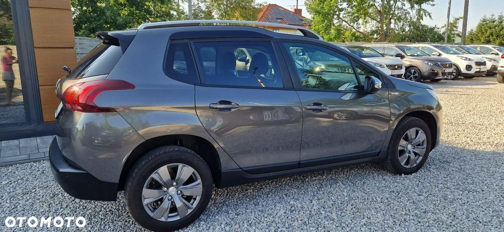 Peugeot 2008 - 12
