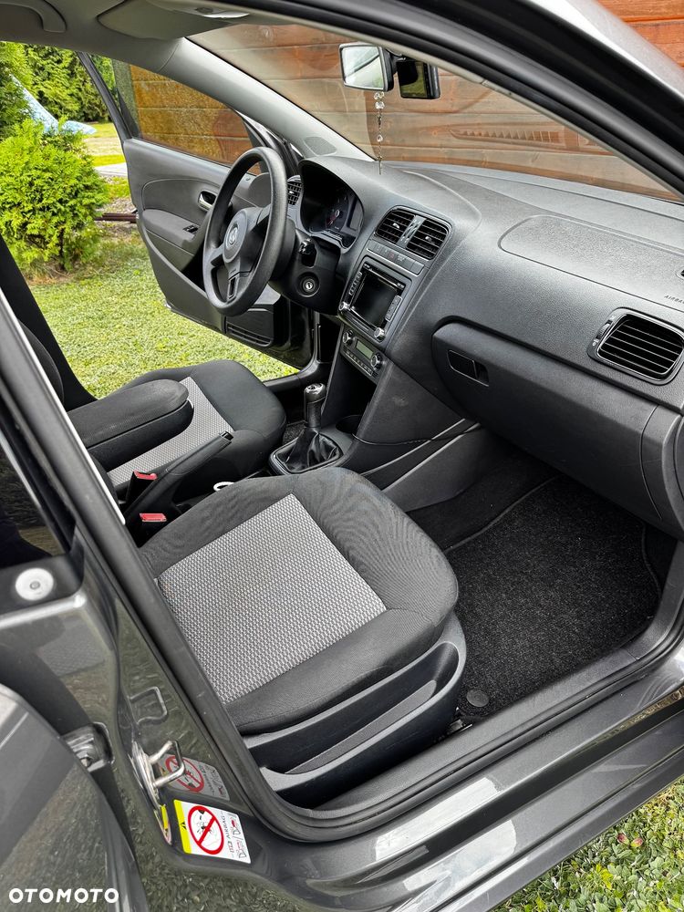 Volkswagen Polo 1.6 TDI DPF Comfortline - 23