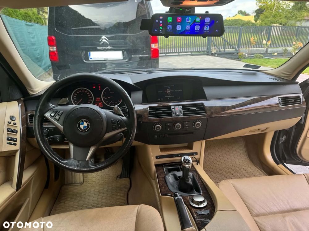 BMW Seria 5 530i - 5