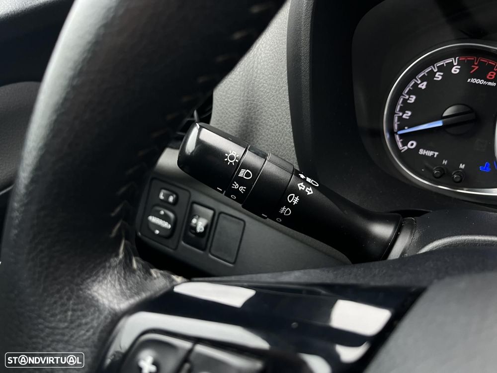 Toyota Yaris 1.0 VVT-i Comfort+P.Style - 14