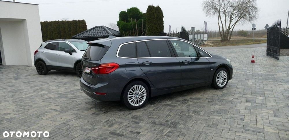 BMW Seria 2 216d Luxury Line - 4