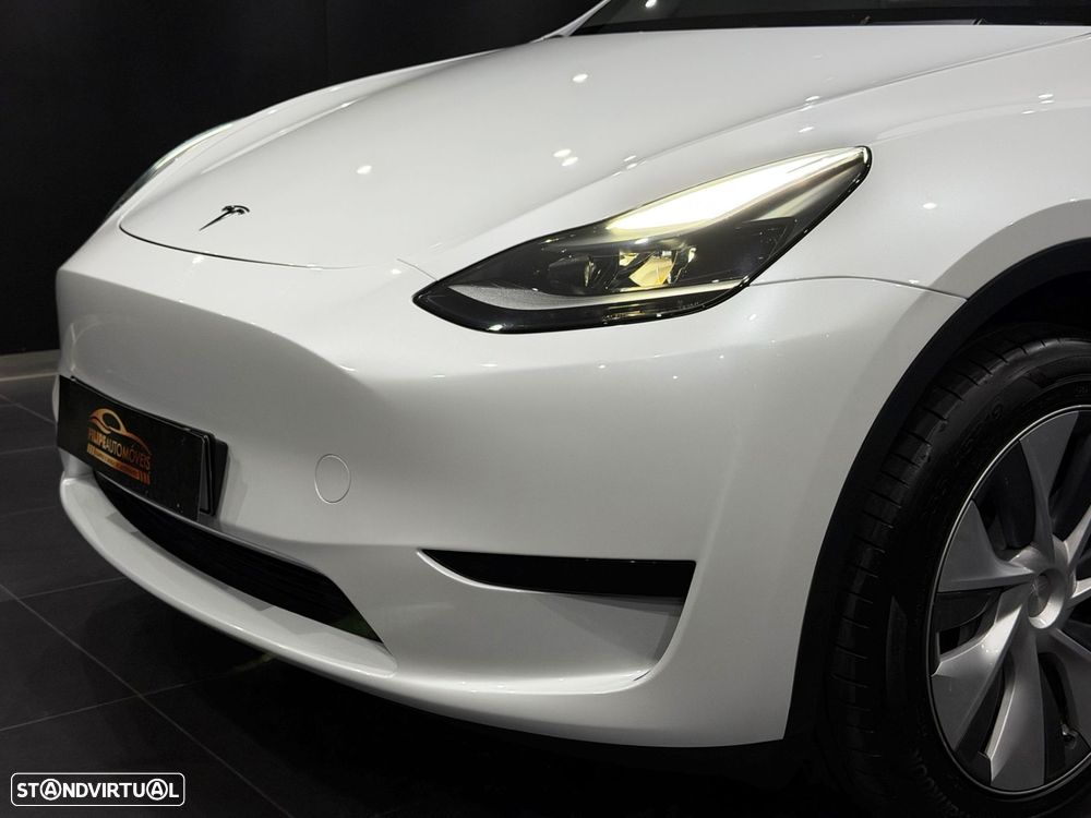 Tesla Model Y Standard - 12