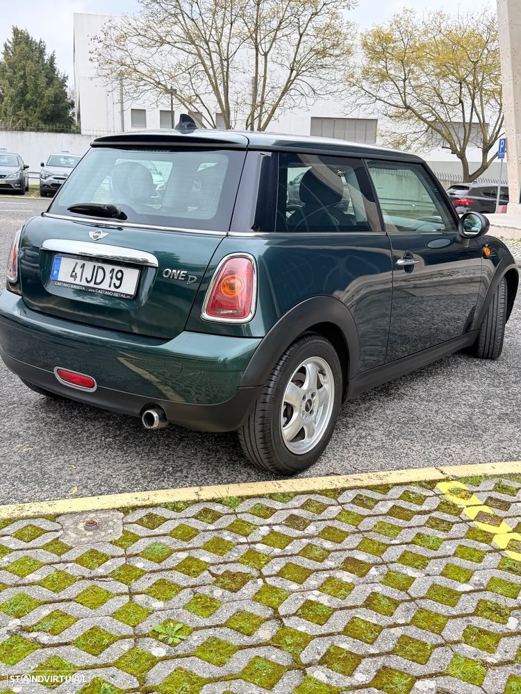 MINI 3 Portas One D - 4