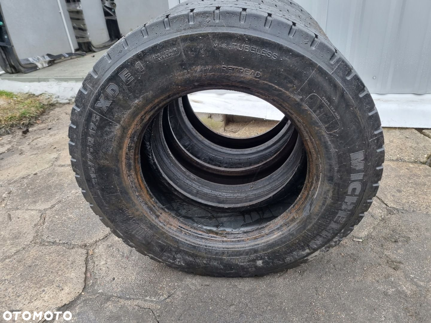 OPONA KOŁO MICHELIN 215 75 R 17,5 6mm - 3