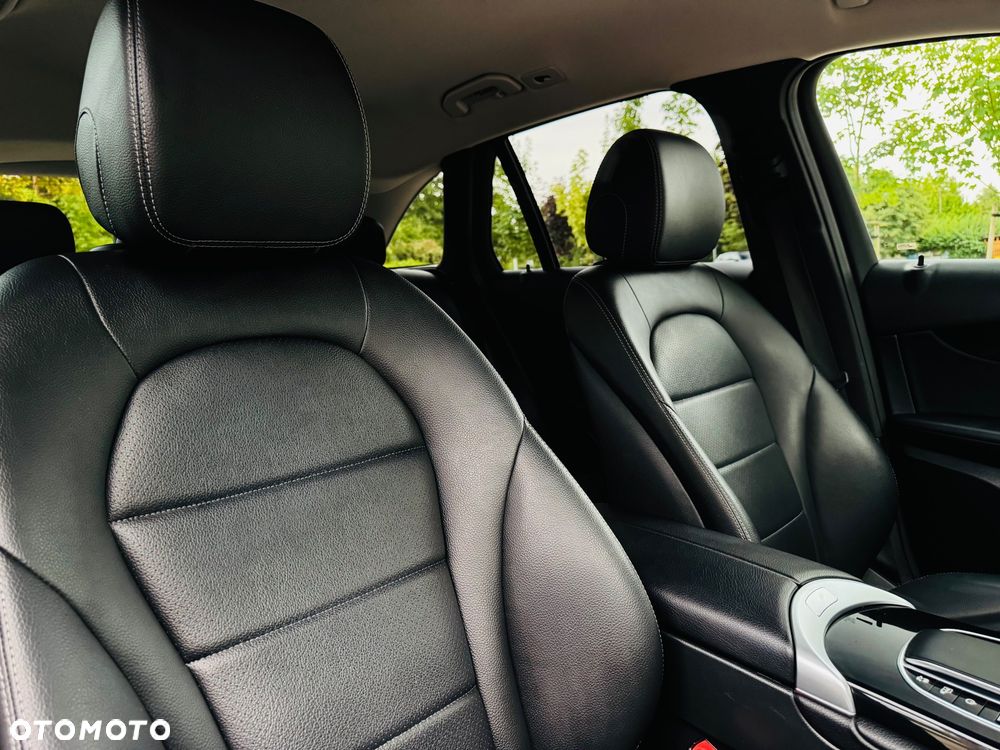 Mercedes-Benz GLC 200 d 4Matic 9G-TRONIC Edition Avantgarde - 35