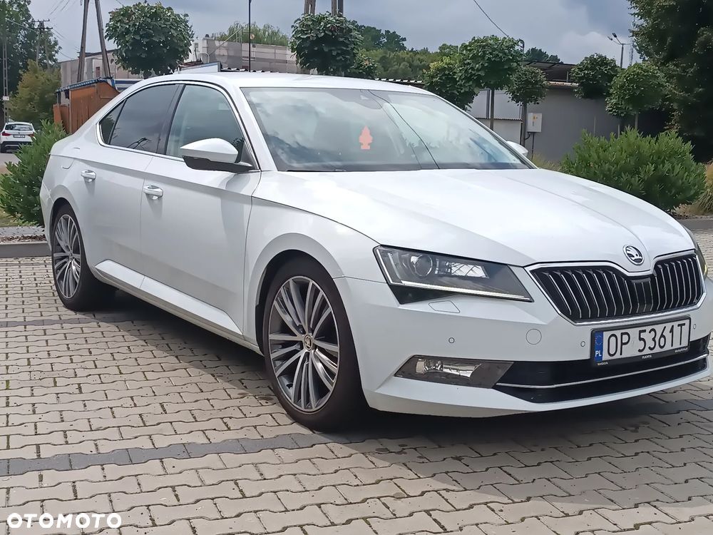 Skoda Superb 2.0 TDI 4x4 DSG Sportline - 3