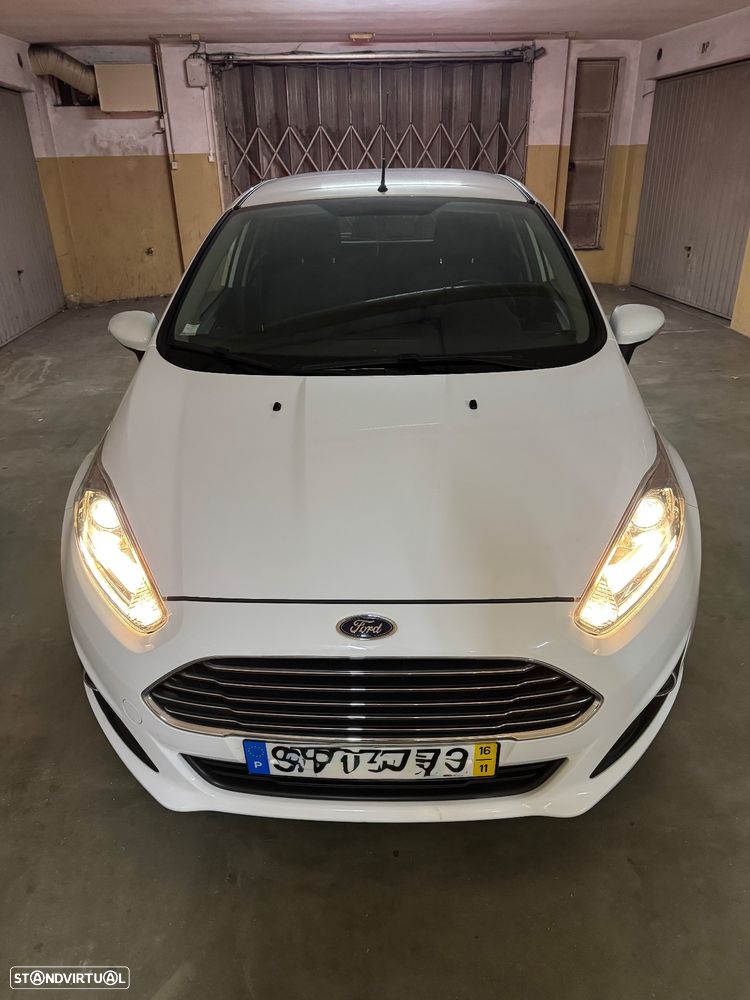 Ford Fiesta 1.0 EcoBoost Titanium - 2