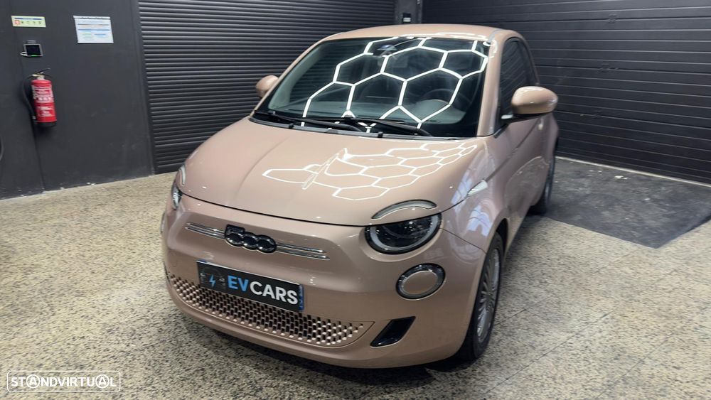 Fiat 500e 3 + 1 23,8kWh Icon - 25