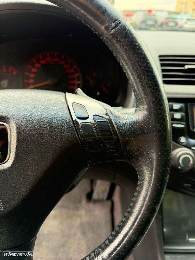 Honda Accord 2.0 Sport - 31