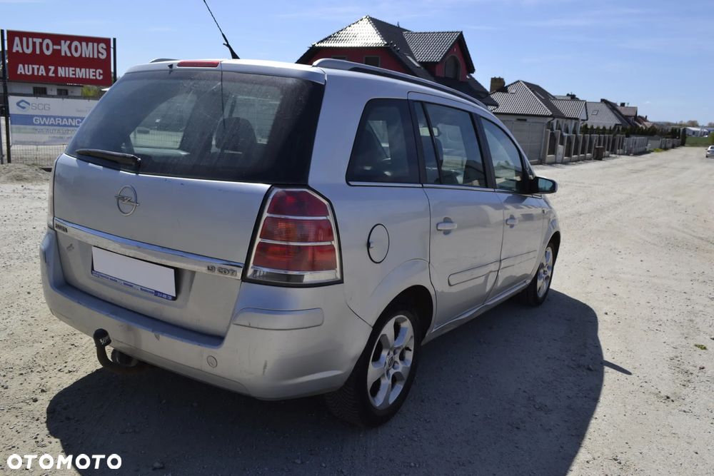 Opel Zafira 1.9 CDTI - 7